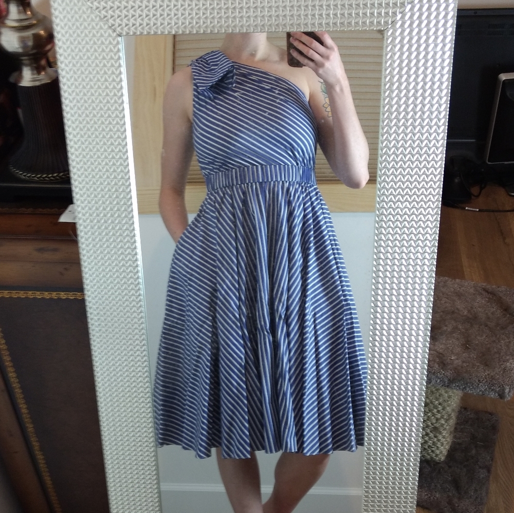 Vintage Style One-Shoulder Dress